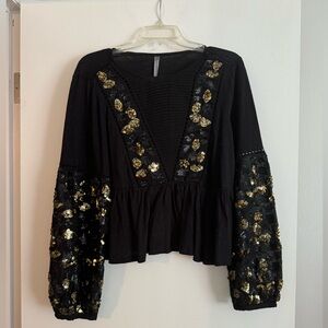 NEVER WORN Anthropology Gold Sequin Top